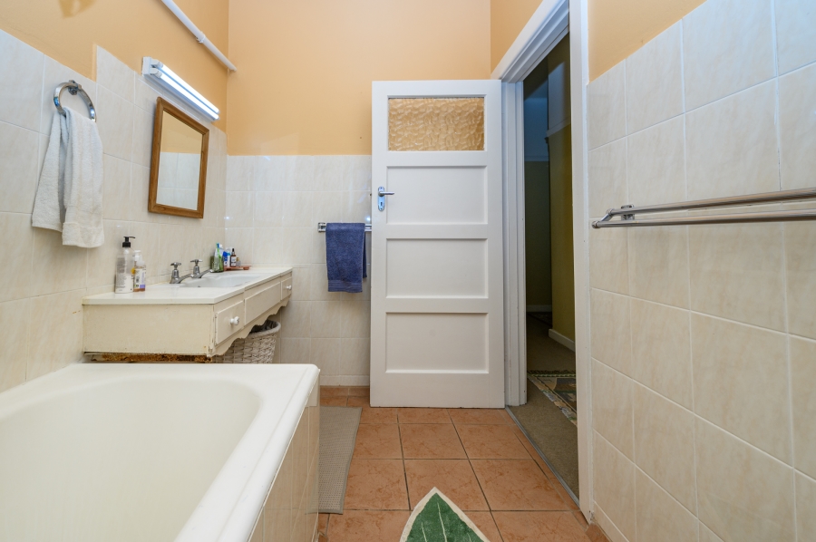 2 Bedroom Property for Sale in Summerstrand Eastern Cape